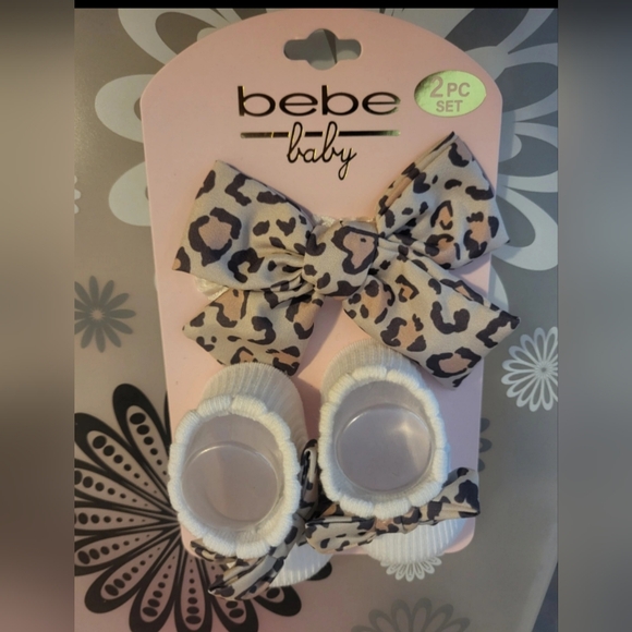 Bebe Baby 2 Piece Set - Picture 3 of 4